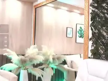 Selenebanks  live sex cam