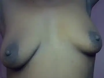 Wowamazing2000  live sex cam