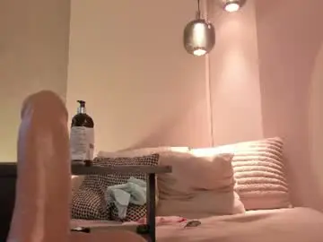 Angeline777  live sex cam