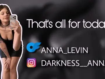 Annatrueno  live sex cam