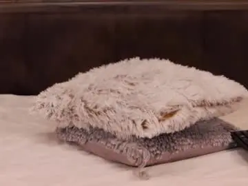 Ariana_glow  live sex cam