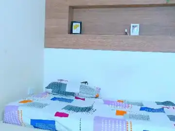 Cataleyaromano  live sex cam