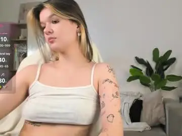 Charmingvixen  live sex cam