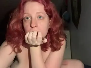 Curveycutie  live sex cam
