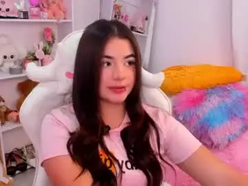 Dolce_antonellaa  live sex cam