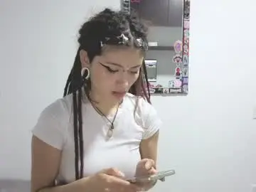 Giulietta_mon  live sex cam