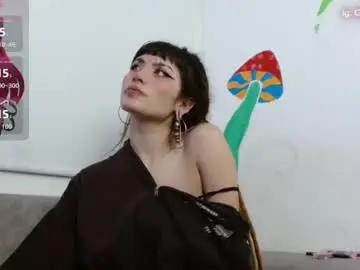 Giulietta_mon  live sex cam