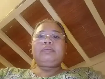 Goddessmomx  live sex cam