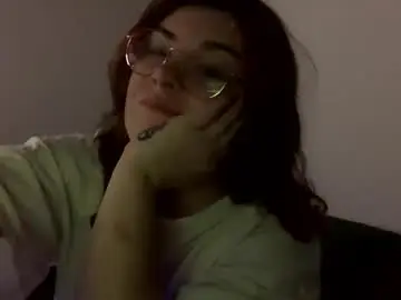Intothewoodswego  live sex cam