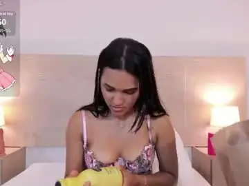 Isabellathomass  live sex cam
