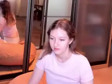 Ksuhesa  live sex cam