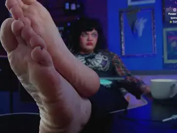 Maryharrys  live sex cam