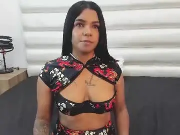 Melinabond  live sex cam