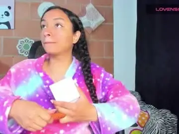 Mia_l0ve  live sex cam