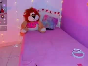 Misschelsea01  live sex cam