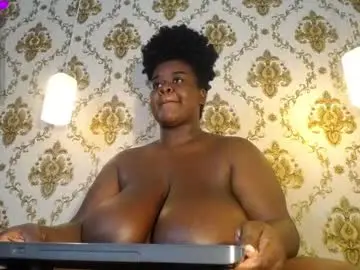 Nahybig_boobs  live sex cam