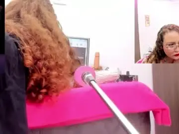 Paulina_davis_  live sex cam