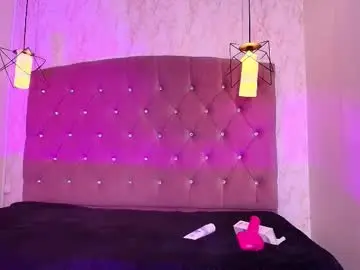 Serenavelvet  live sex cam