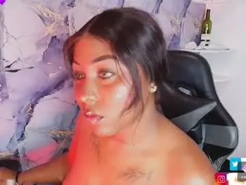 Angelthroatt  live sex cam