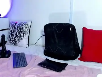 Beautifull_wild_girl  live sex cam