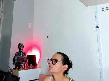 Beautifull_wild_girl  live sex cam