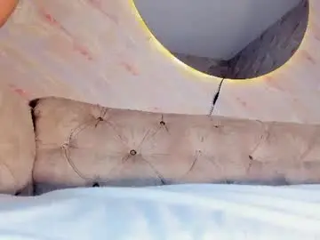 Chloe_blowjob  live sex cam