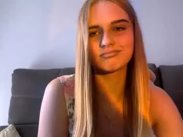 Dagmarantonello  live sex cam