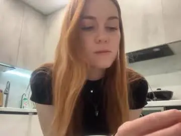 Ellisderrow  live sex cam