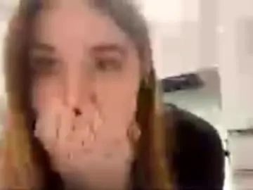 Ellisderrow  live sex cam