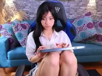 Emily_vonvg  live sex cam