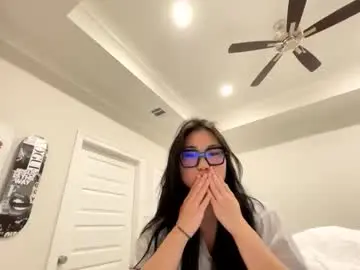 Emilychoi  live sex cam