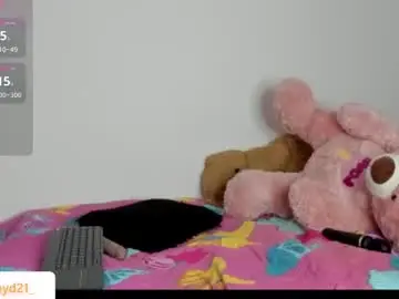 Haileyduke  live sex cam