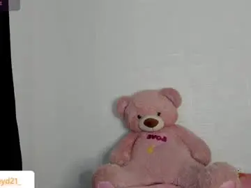 Haileyduke  live sex cam