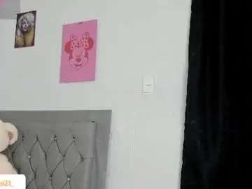 Haileyduke  live sex cam