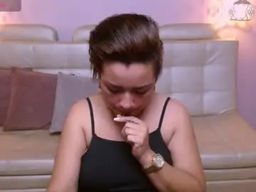 Hannakush  live sex cam