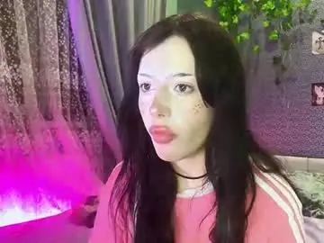 Hello_kkitty  live sex cam