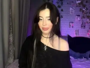 Hello_kkitty  live sex cam