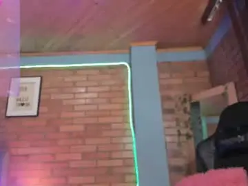 Julieta_moretti  live sex cam