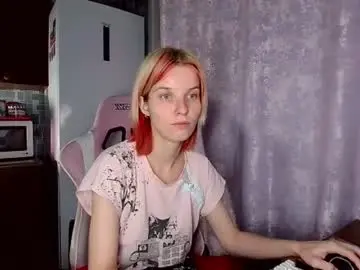 Madelaines  live sex cam