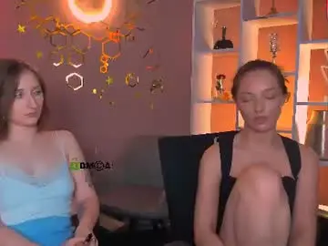 Miki_nikki  live sex cam