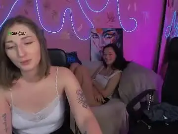 Miki_nikki  live sex cam