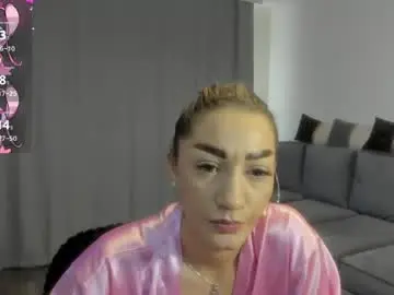Rossana_doll13  live sex cam