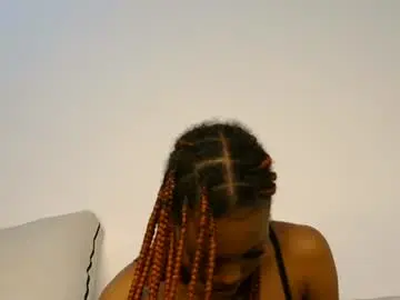 Sassy_nova  live sex cam