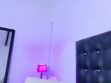 Skinny_hottie18  live sex cam
