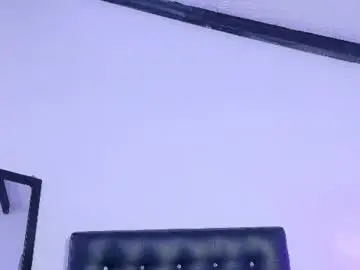 Skinny_hottie18  live sex cam
