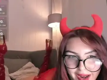 Sweetie_meg  live sex cam