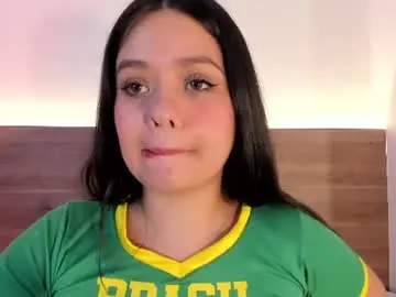 Thamiina  live sex cam