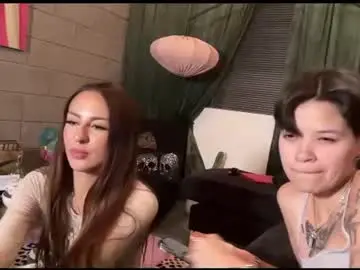 Thegabzilla  live sex cam
