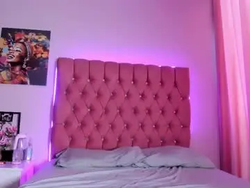 Tulipxo  live sex cam