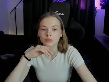 Bellahaadiid  live sex cam